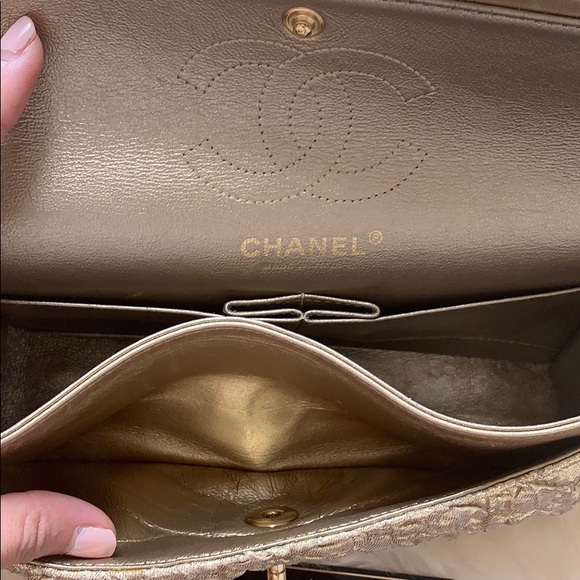 Authentic Chanel gold double flap bag - Picture 10 of 16